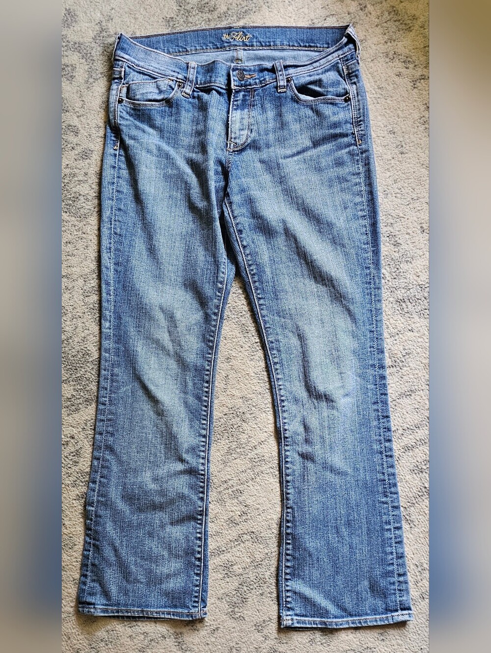 Old Navy The Flirt Jeans 6 Short